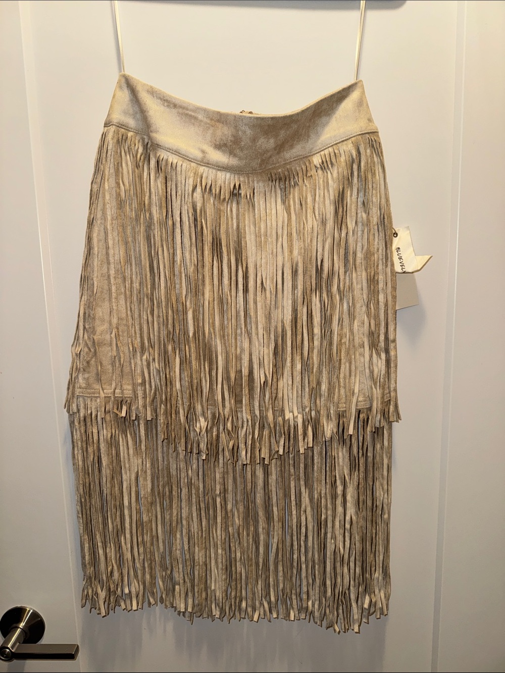 🆕 Blue Velvet Western Faux Suede Tiered Fringe Midi Skirt in Taupe. M. NWT!🔥🔥